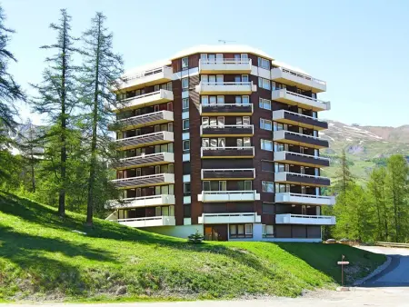 Studio 4 pers. Vars Les Claux, balcon, à 50m des pistes et proche commerces - Photo 9