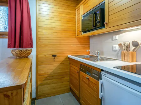 Studio agréable avec parking, skis aux pieds au cœur du village de Val-d'Isère - Photo 3