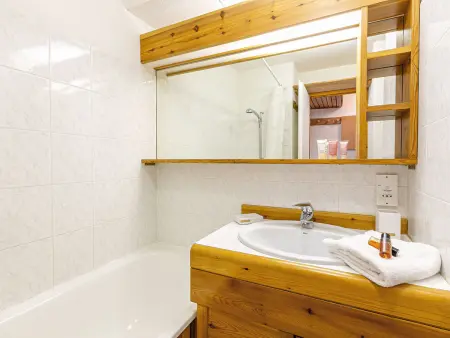 Studio agréable avec parking, skis aux pieds au cœur du village de Val-d'Isère - Photo 5