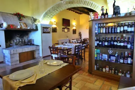 Gualdo Cattaneo Piccolo, Ferme avec piscine – Animaux bienvenus ! - Photo 24