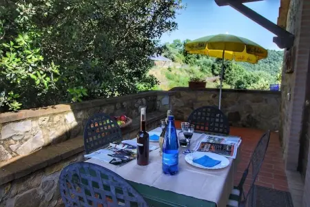 Club House, Ferme à Paciano près du parc Monte Pausillo - Photo 1