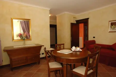 Nizza Bilo Ventuno Ventidue, Manoir à Nizza Monferrato avec piscine - Photo 4