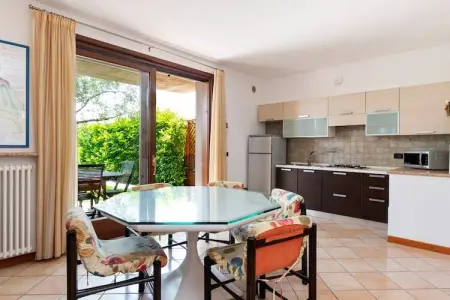 Bardolino Trentanove, Maison à Bardolino avec piscine et vue sur lac - Photo 3