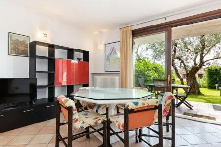 Bardolino Trentanove, Maison à Bardolino avec piscine et vue sur lac - Photo 11