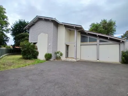 Spacieuse maison familiale 11 pers. avec jardin près du port de Capbreton - Photo 1