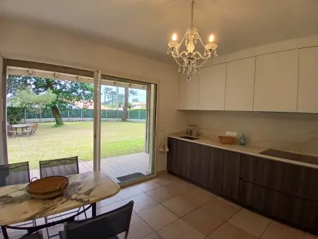 Spacieuse maison familiale 11 pers. avec jardin près du port de Capbreton - Photo 5