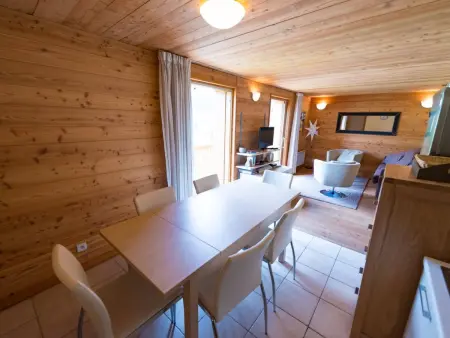 Grand appartement 3 chambres, balcon, cuisine équipée - Photo 3