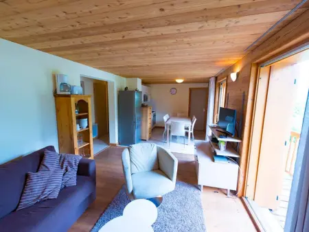 Grand appartement 3 chambres, balcon, cuisine équipée - Photo 4