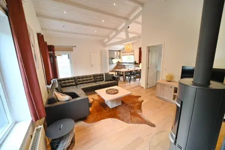 Château Beychevelle, Maison à Durbuy avec Jacuzzi & Sauna - Photo 2