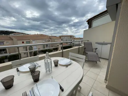 Superbe 2 pièces mezzanine, près plage, parking inclus, animaux admis - Photo 2