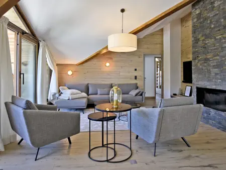Appartement rénové avec ski aux pieds, 4 chambres et prestations incluses à Courchevel - Photo 1