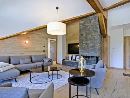 Appartement rénové avec ski aux pieds, 4 chambres et prestations incluses à Courchevel - Photo 2