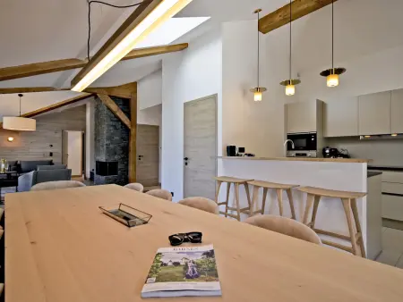 Appartement rénové avec ski aux pieds, 4 chambres et prestations incluses à Courchevel - Photo 7