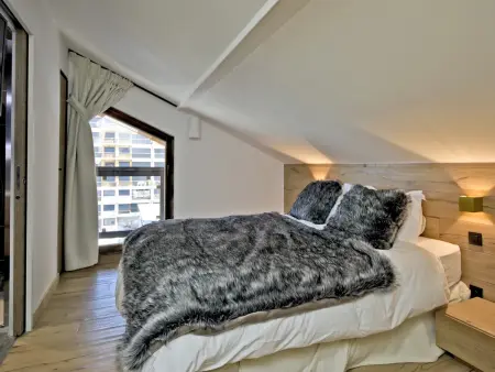 Appartement rénové avec ski aux pieds, 4 chambres et prestations incluses à Courchevel - Photo 14