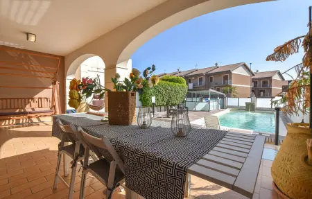 Maison 8 personnes à San Giovanni La Punta - Photo 1