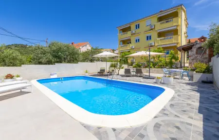Appartement 4 personnes à Rab - Photo 1