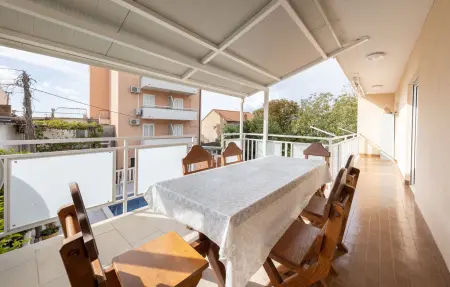 Maison 8 personnes à Podstrana - Photo 1
