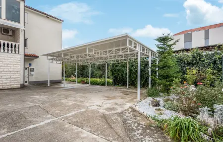 Maison 8 personnes à Podstrana - Photo 14