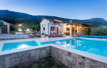 Villa Jure, Maison 8 personnes à Kastel Luksic - Photo 11