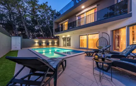 Villa Karlo, Maison 8 personnes à Vir - Photo 1
