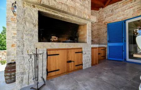 Villa Kamen, Maison 8 personnes à Debeljak - Photo 4