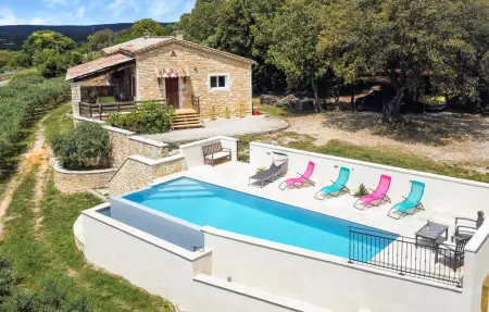 Maison 6 personnes à Orgnac l'Aven - Photo 10