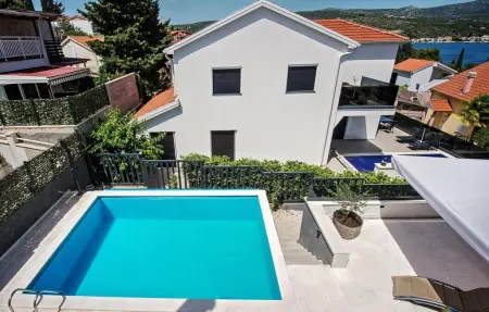 Villa Mondeo, Maison 8 personnes à Rogoznica - Photo 6