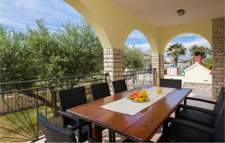 Villa Curta, Maison 8 personnes à Privlaka - Photo 3
