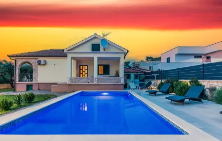 Villa Curta, Maison 8 personnes à Privlaka - Photo 16