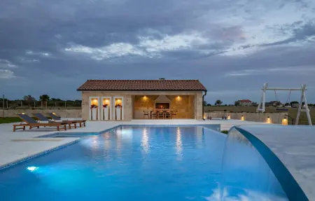 Villa Viliska, Maison 7 personnes à Sveti Filip i Jakov - Photo 2