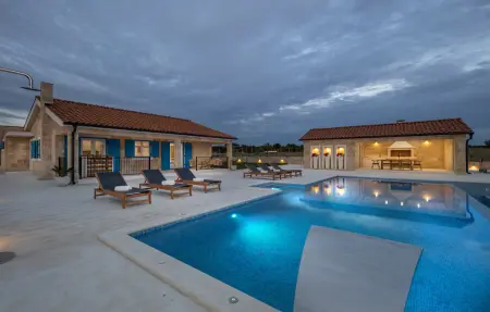 Villa Viliska, Maison 7 personnes à Sveti Filip i Jakov - Photo 6