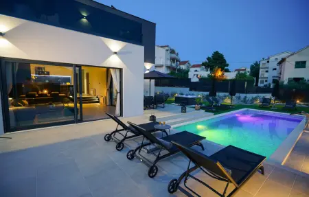 Villa Terrazza, Maison 8 personnes à Sibenik Brodarica - Photo 2