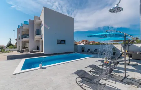 Villa Nika, Maison 12 personnes à Zadar - Photo 12