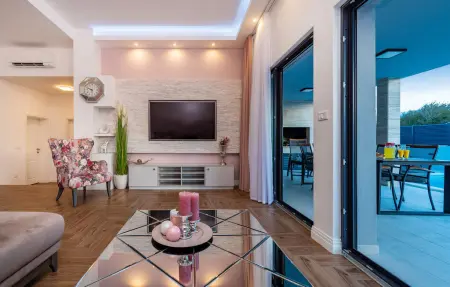 Villa Lorena Dalmacija, Maison 10 personnes à Nin - Photo 1