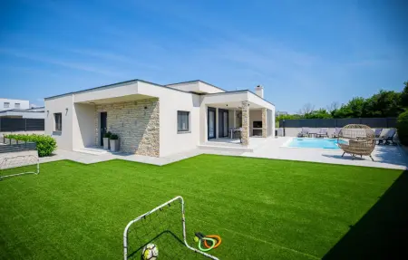 Villa Rose, Maison 10 personnes à Nin - Photo 7