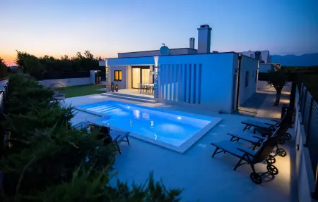 Villa Rose, Maison 10 personnes à Nin - Photo 10