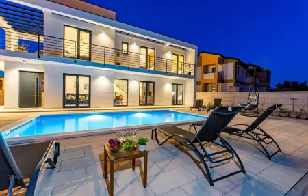 Villa Madis, Maison 10 personnes à Zadar - Photo 9