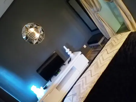 Appartement rénové avec vue imprenable, accès mer, WiFi et parking, proche Porto-Vecchio - Photo 7