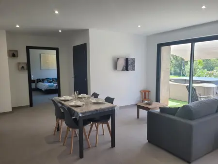 Gîte confortable avec piscine couverte et spa à Couzon - Photo 30