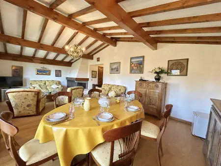 Charmant 2 pièces, 4 couchages, Megève - À 400m des remontées mécaniques, balcon et parking inclus - Photo 2
