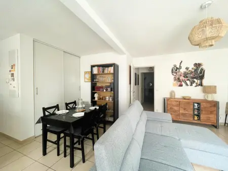 Joli T2 climatisé proche centre avec parking privé et loggia - Sète - Photo 2