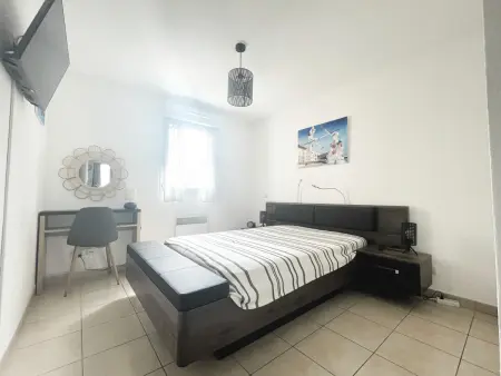 Joli T2 climatisé proche centre avec parking privé et loggia - Sète - Photo 3