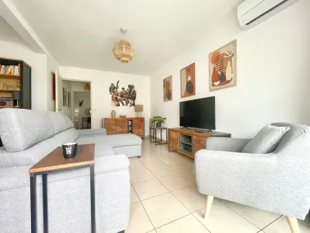 Joli T2 climatisé proche centre avec parking privé et loggia - Sète - Photo 11