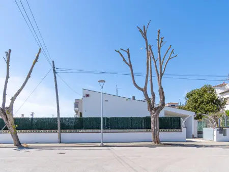 Maison 5p avec piscine, jardin, clim, Wi-Fi - Quartier calme, proche plage Sant Pere Pescador - Photo 3