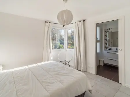 Villa lumineuse 4 étoiles, 50m de la plage, jardin clos, tranquillité à Trégastel - Photo 5