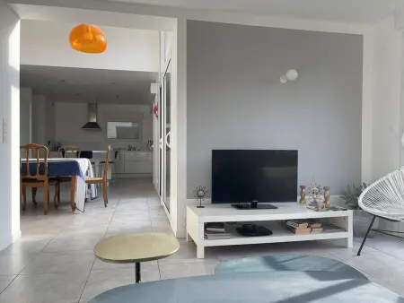 Villa lumineuse 4 étoiles, 50m de la plage, jardin clos, tranquillité à Trégastel - Photo 10