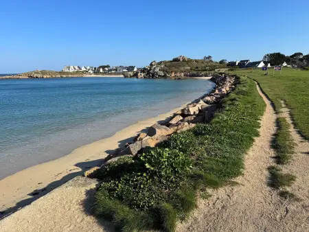 Villa lumineuse 4 étoiles, 50m de la plage, jardin clos, tranquillité à Trégastel - Photo 13