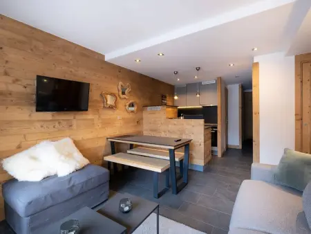 Appartement lumineux avec balcon à Méribel, proche pistes et commerces - Photo 2