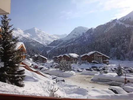 Appartement lumineux avec balcon à Méribel, proche pistes et commerces - Photo 11