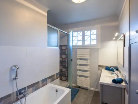 Le Clos Saint Emilie (Tennis & piscine), Maison 8 personnes à Béziers - Photo 21